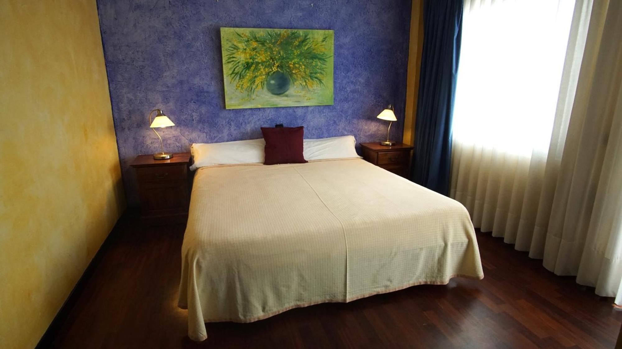 Hotel Tikar Garrucha Bagian luar foto